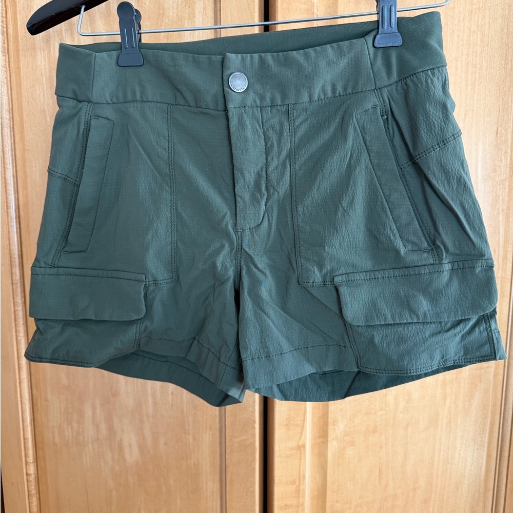 Athleta Olive Cargo Shorts